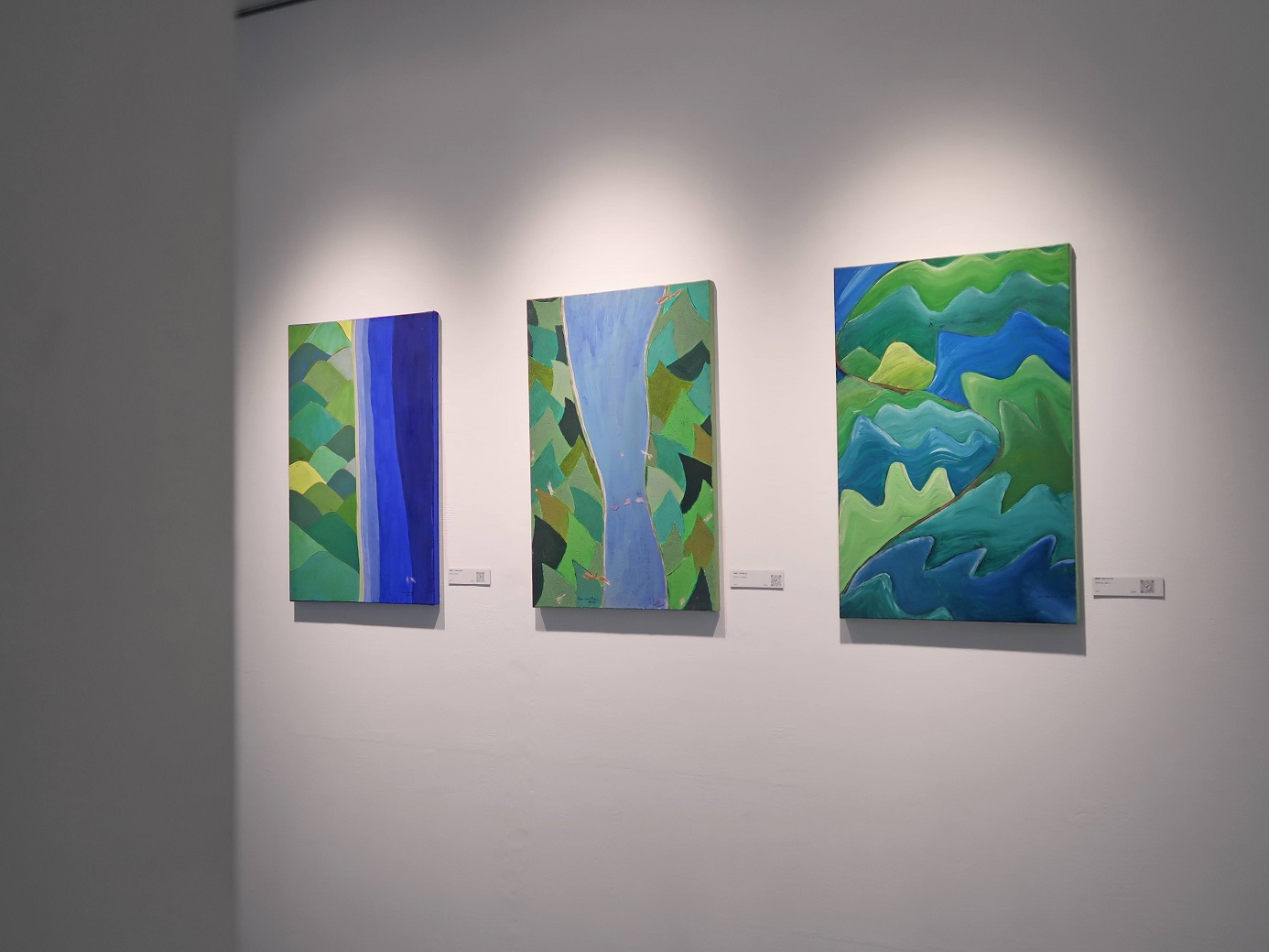 WenRou Eastern Art Healing gallery display